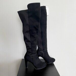 Knee High Heeled Black Boots